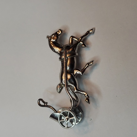 Horse and Chariot Sterling Silver Pin - Vintage - Picture 1 of 11